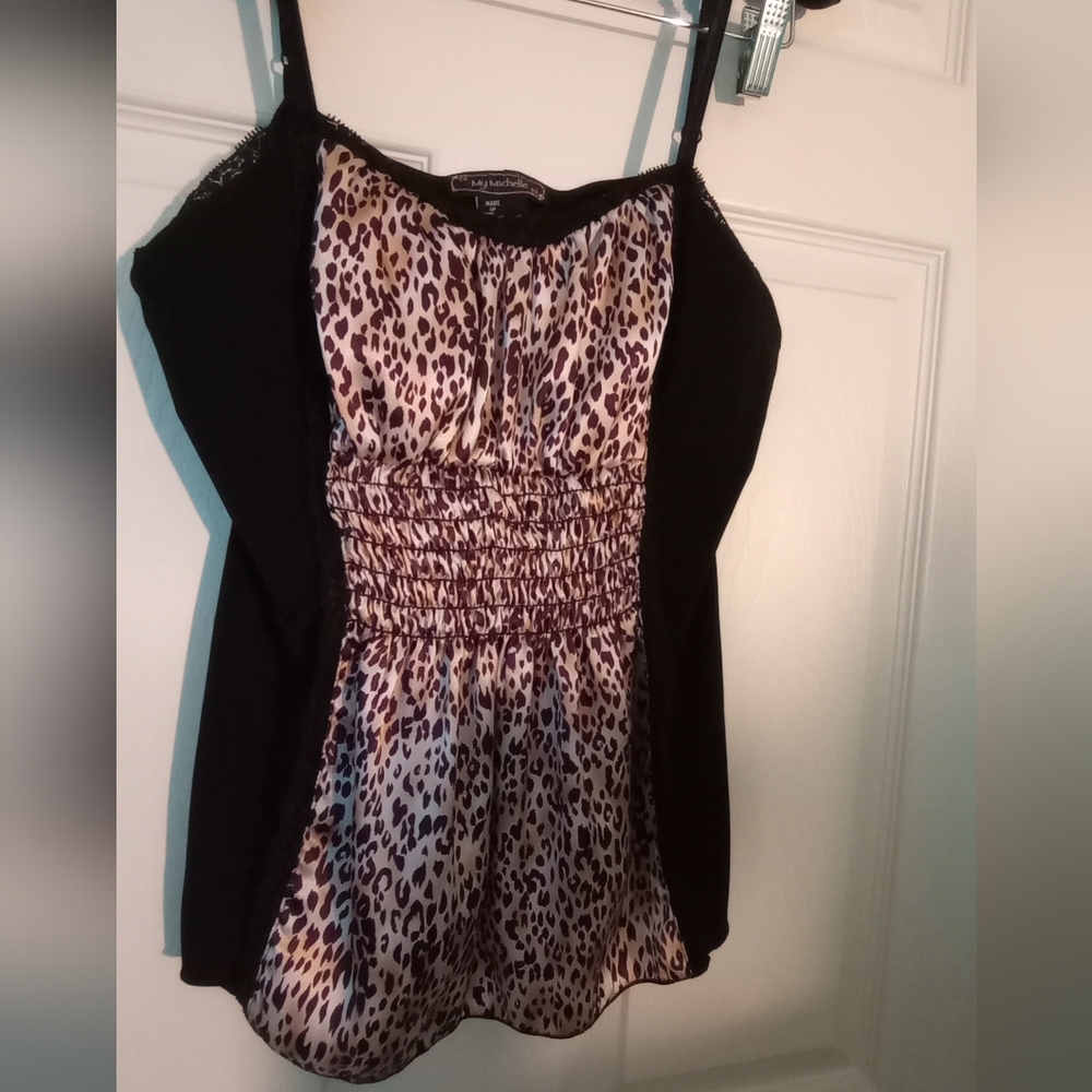Animal print top